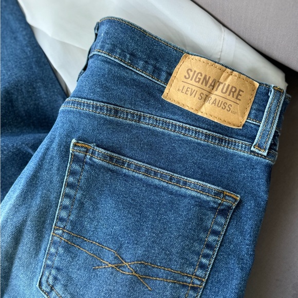 Levi Strauss Signature Slim Jeans - Picture 2 of 7